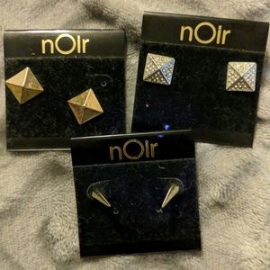 Set of 3 Edgy ✴️ nOir ✴️stud earrings